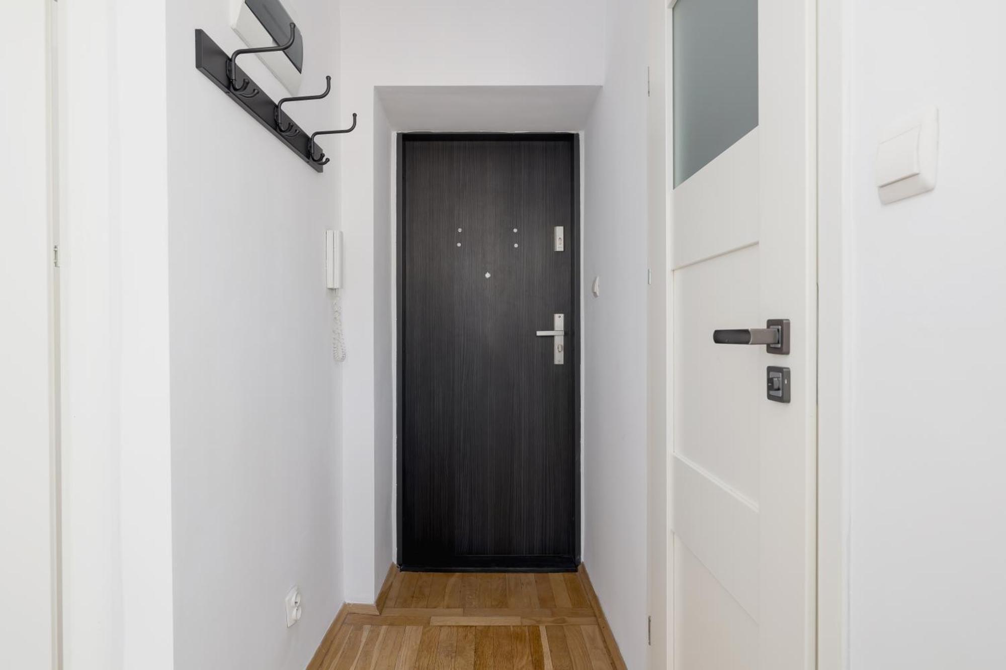 1-Bedroom Apartment - 65 Dluga Street Krakau Buitenkant foto